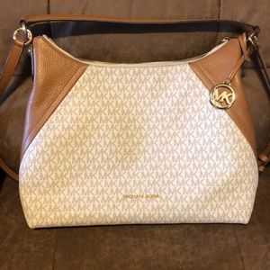 SOLD Michael Kors Aria bag!